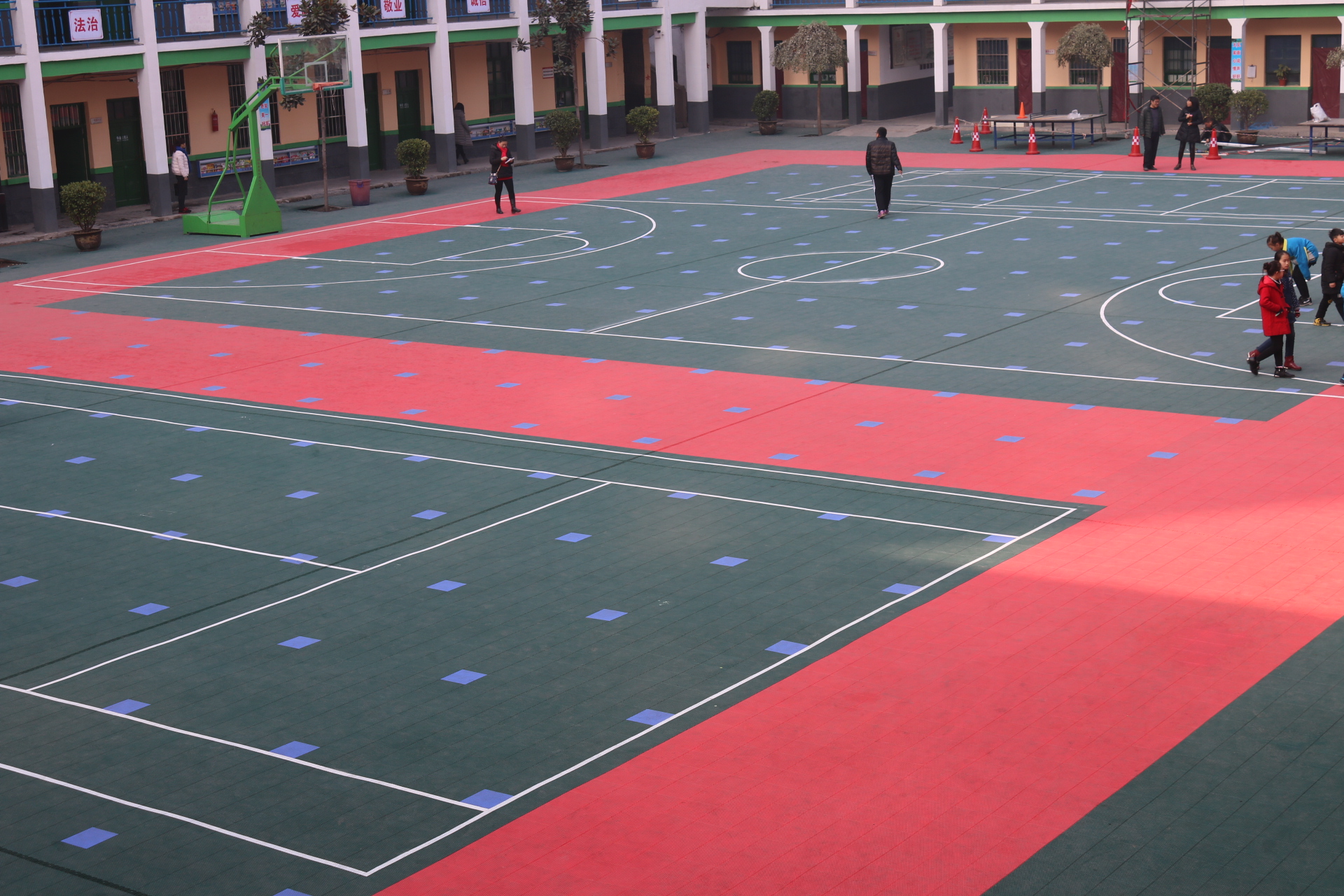 熱烈慶祝仲達(dá)塑膠攜手輝縣市城內(nèi)小學(xué)美化成功！