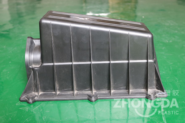 注塑加工的影響因素以及注塑產(chǎn)品形成過(guò)程